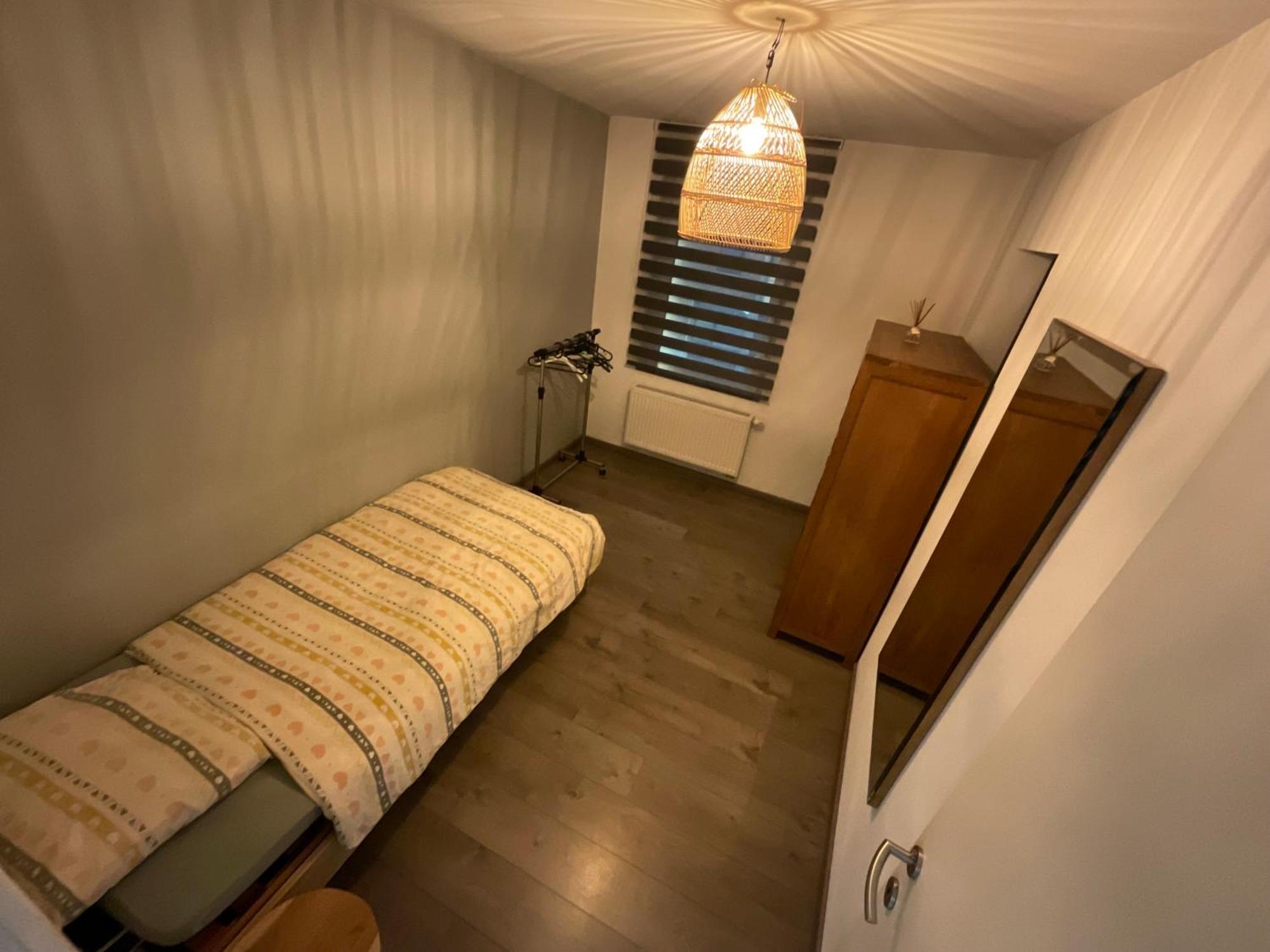 Maison 3 Chambres Proximite Aeroport Et Grand Axes Charleroi Eksteriør bilde