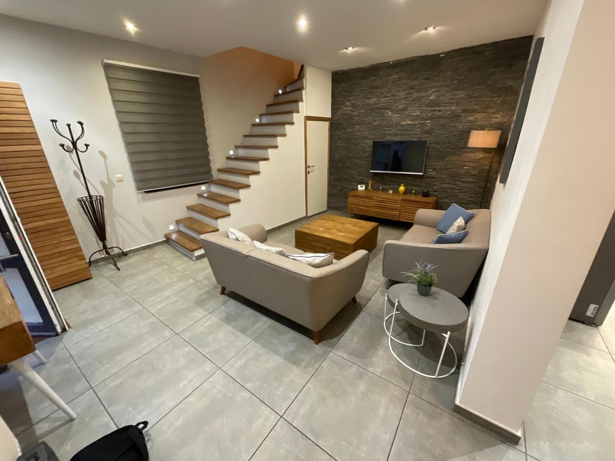 Maison 3 Chambres Proximite Aeroport Et Grand Axes Charleroi Eksteriør bilde